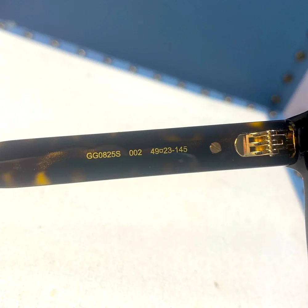 NWT Gucci SUNGLASSES GUCCI WEB GG0825S-002